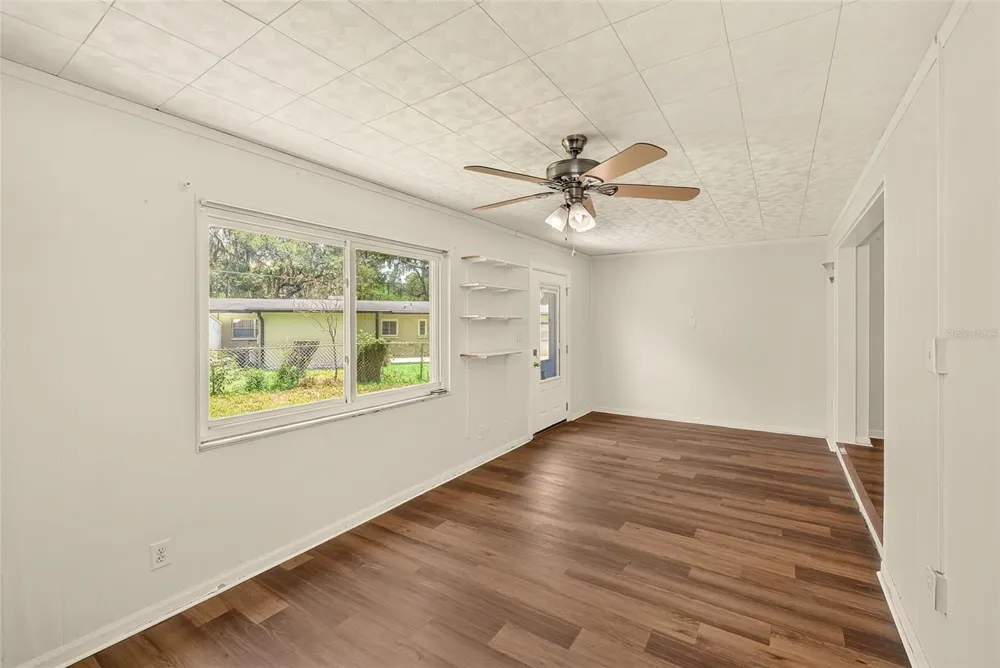 303 SAINT AUGUSTINE AVENUE Temple Terrace, FL 33617