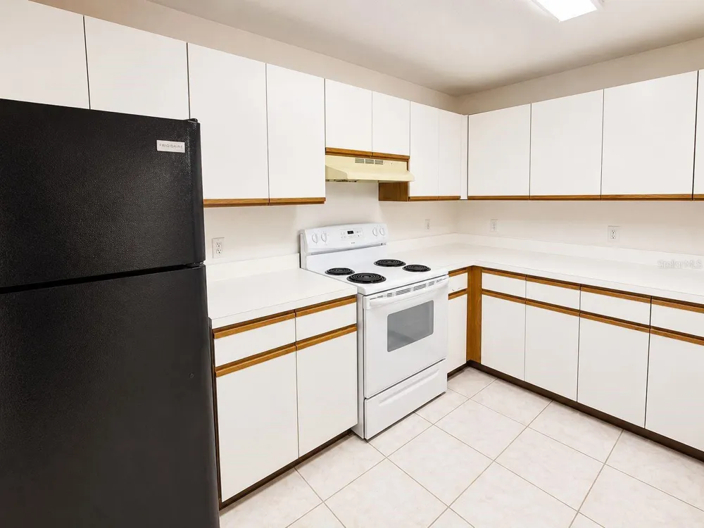 2323 FEATHER SOUND DRIVE #205 Clearwater, FL 33762