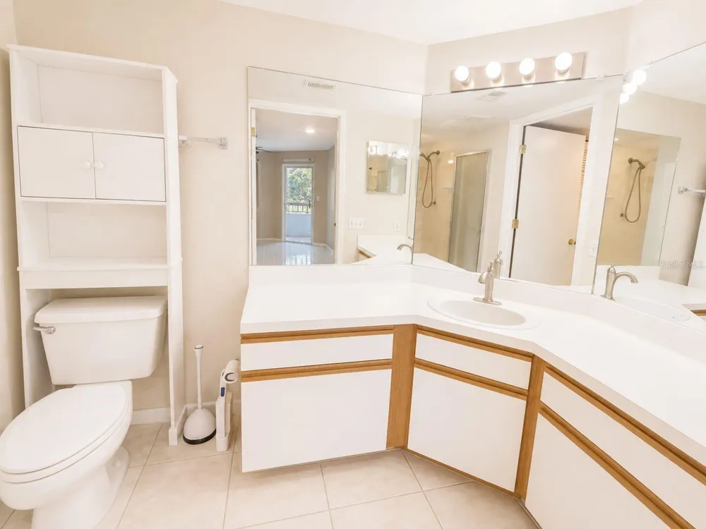2323 FEATHER SOUND DRIVE #205 Clearwater, FL 33762