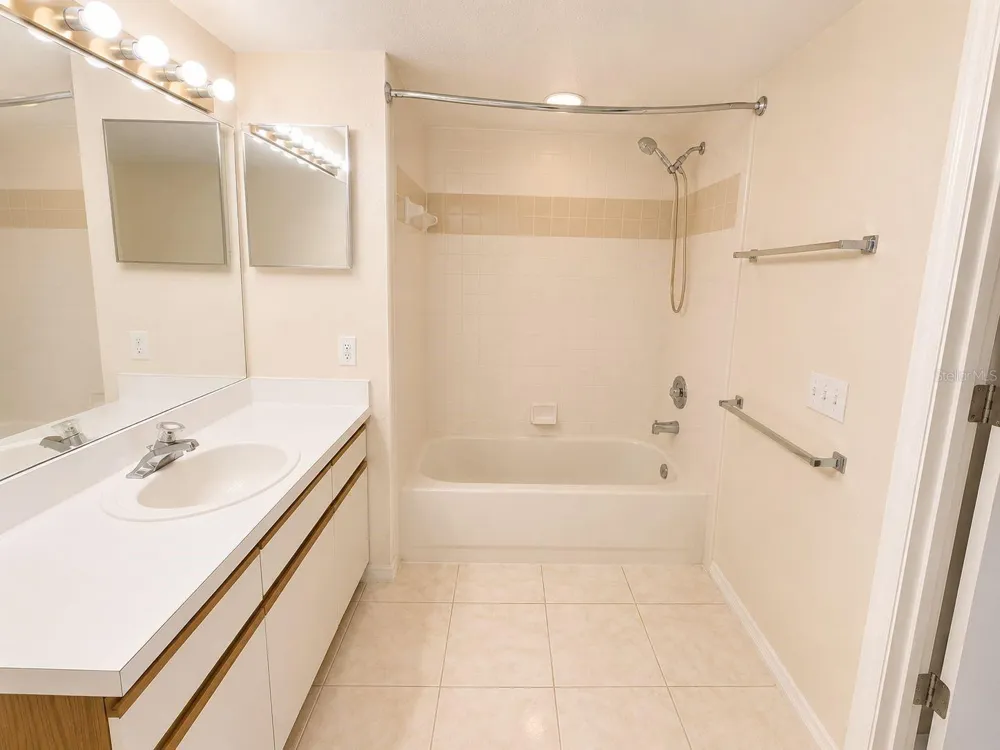 2323 FEATHER SOUND DRIVE #205 Clearwater, FL 33762