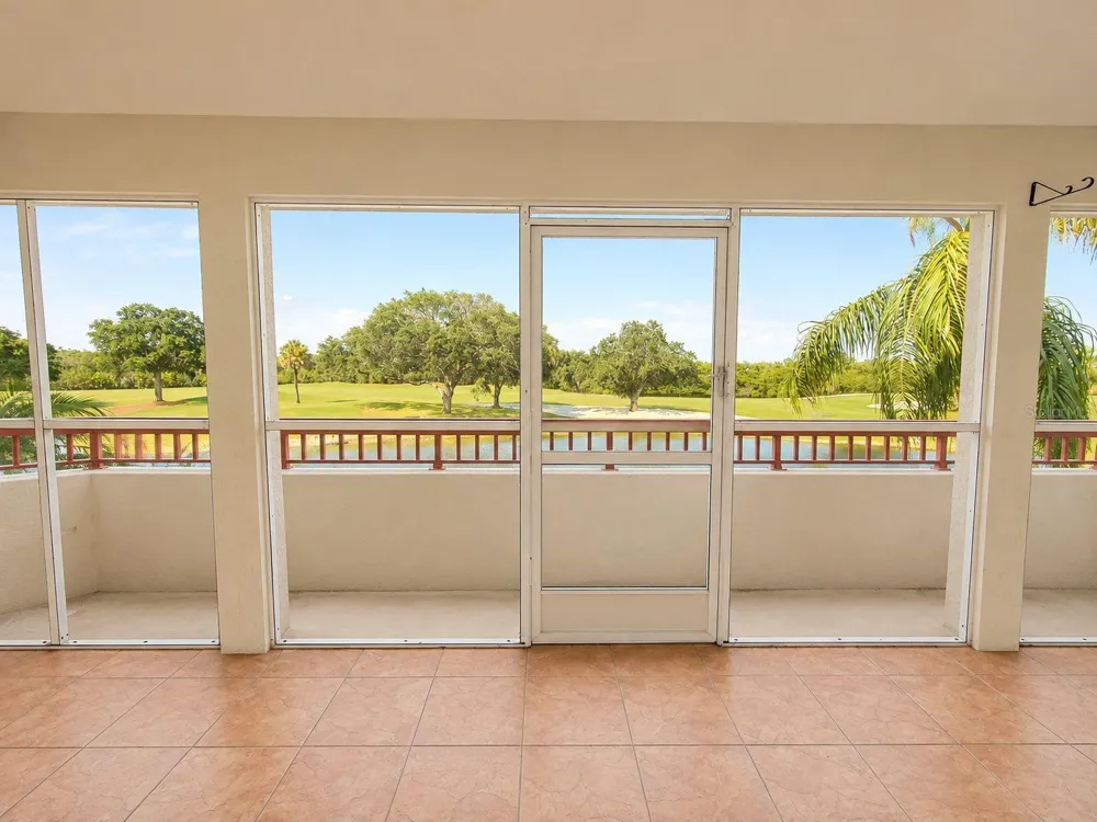 2323 FEATHER SOUND DRIVE #205 Clearwater, FL 33762
