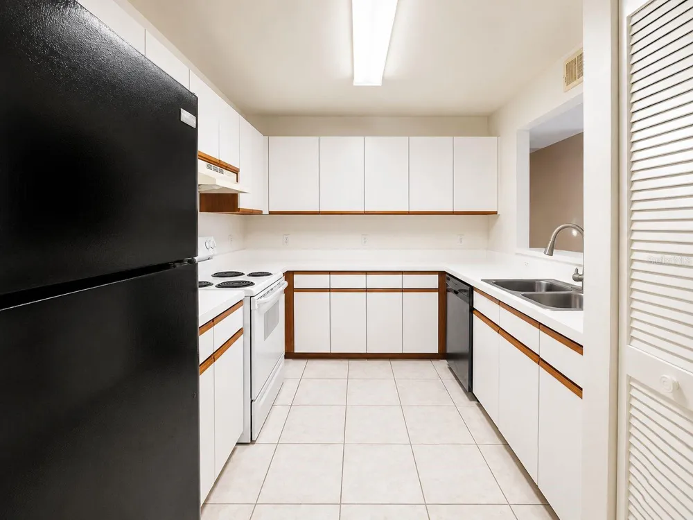 2323 FEATHER SOUND DRIVE #205 Clearwater, FL 33762