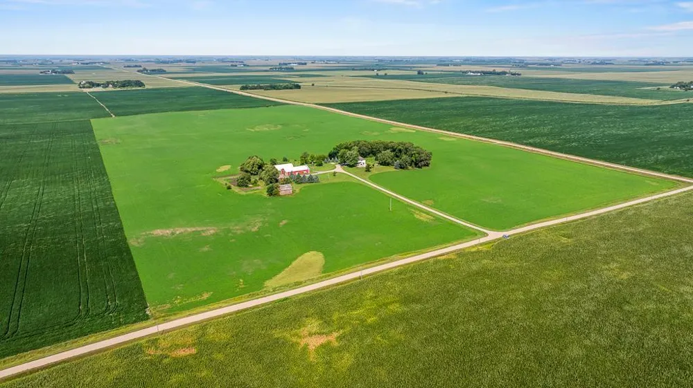 1683 390th Street Cottonwood, MN 56229