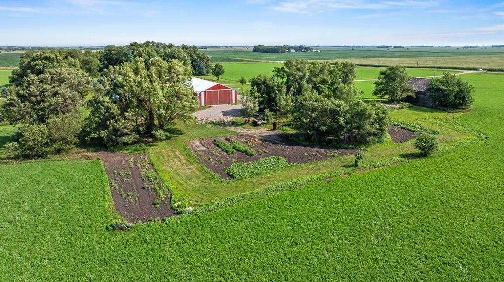 1683 390th Street Cottonwood, MN 56229