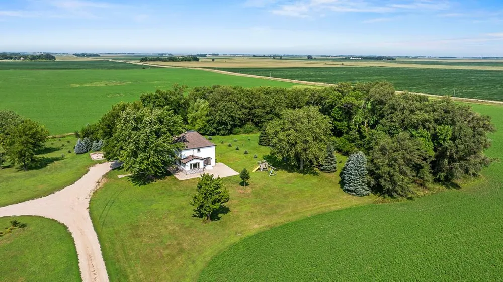 1683 390th Street Cottonwood, MN 56229