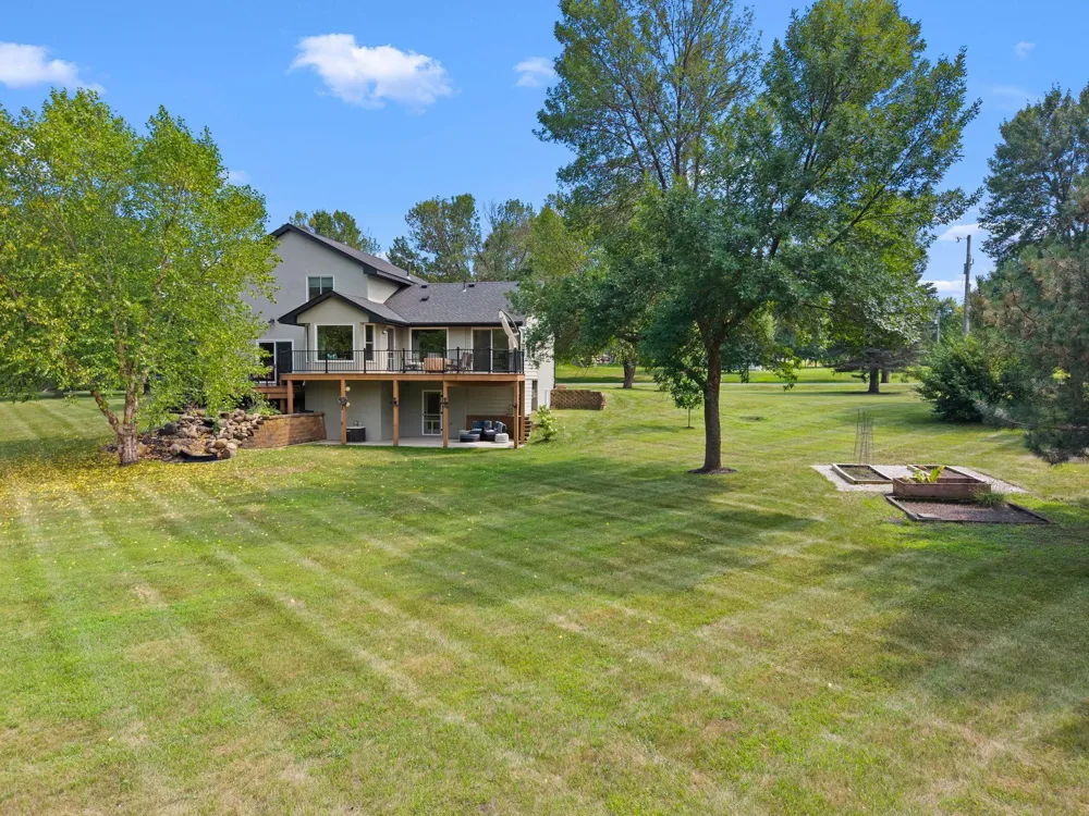 30306 109th Avenue Hanover, MN 55341