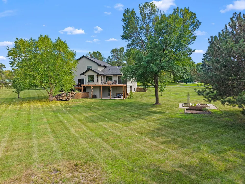 30306 109th Avenue Hanover, MN 55341
