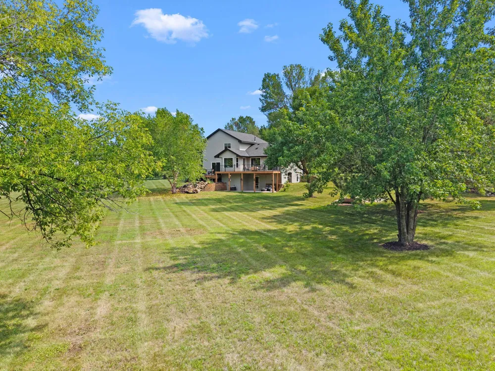 30306 109th Avenue Hanover, MN 55341