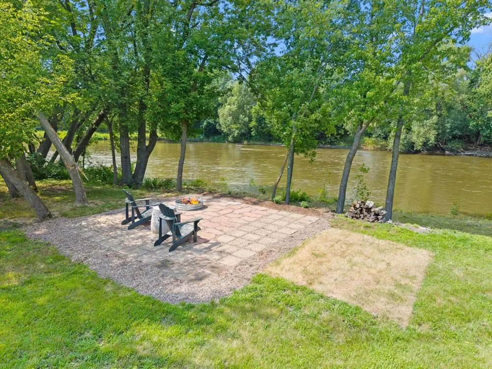 30306 109th Avenue Hanover, MN 55341
