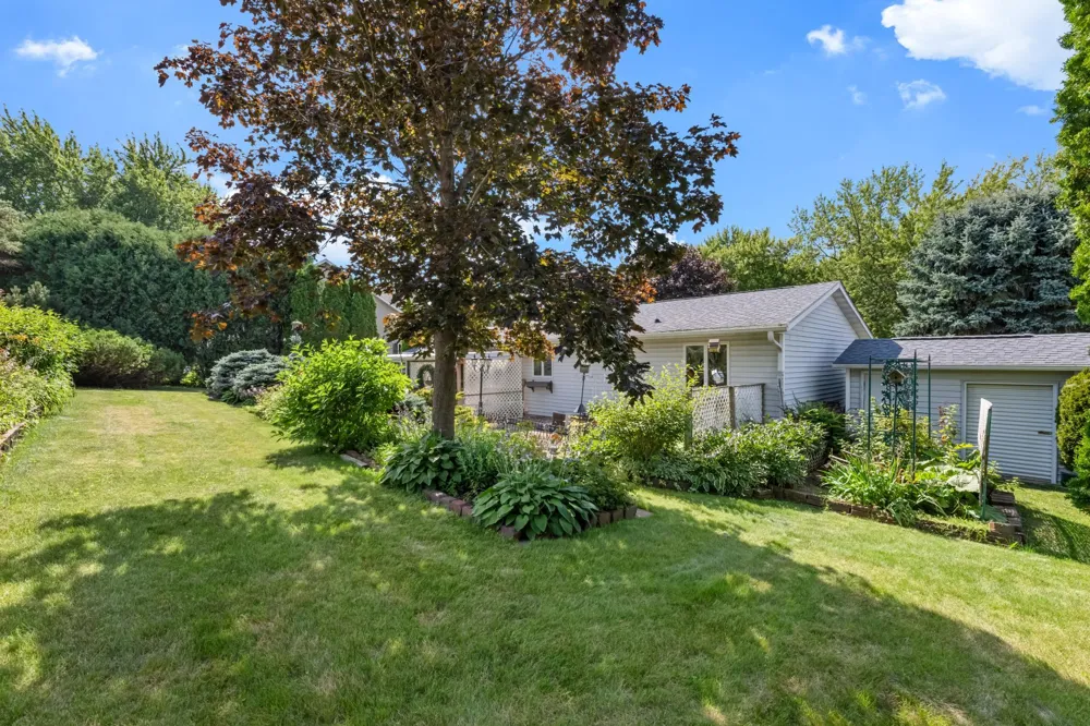 708 Sprague Street Caledonia, MN 55921