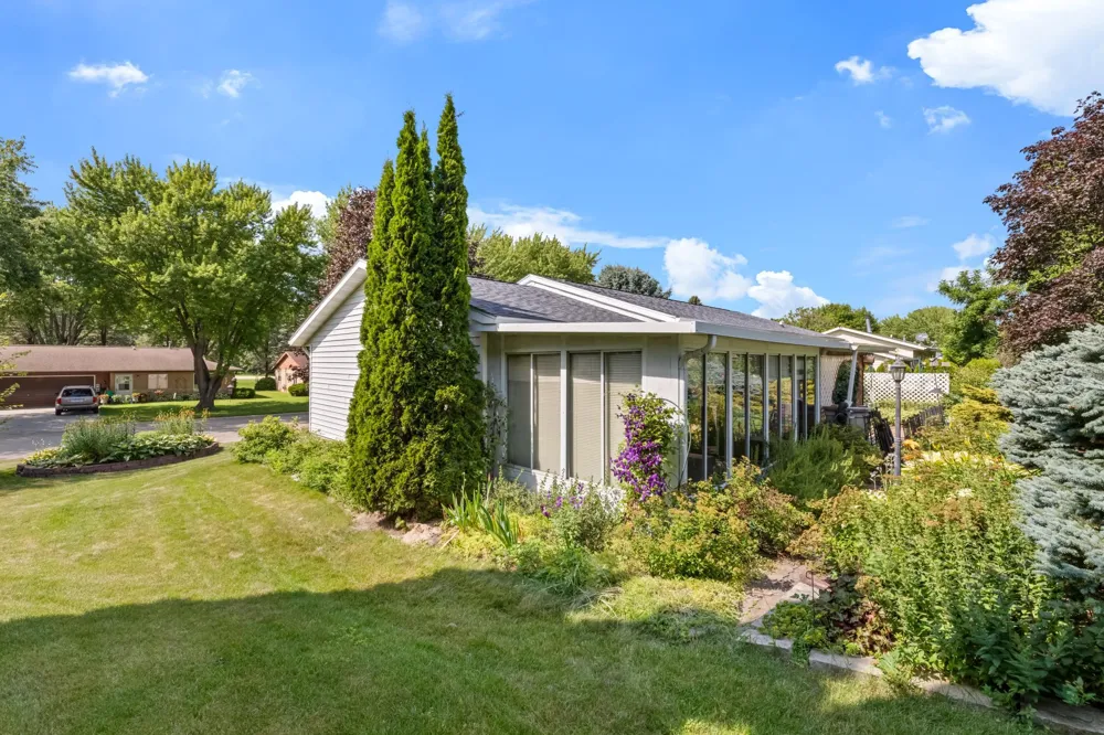 708 Sprague Street Caledonia, MN 55921