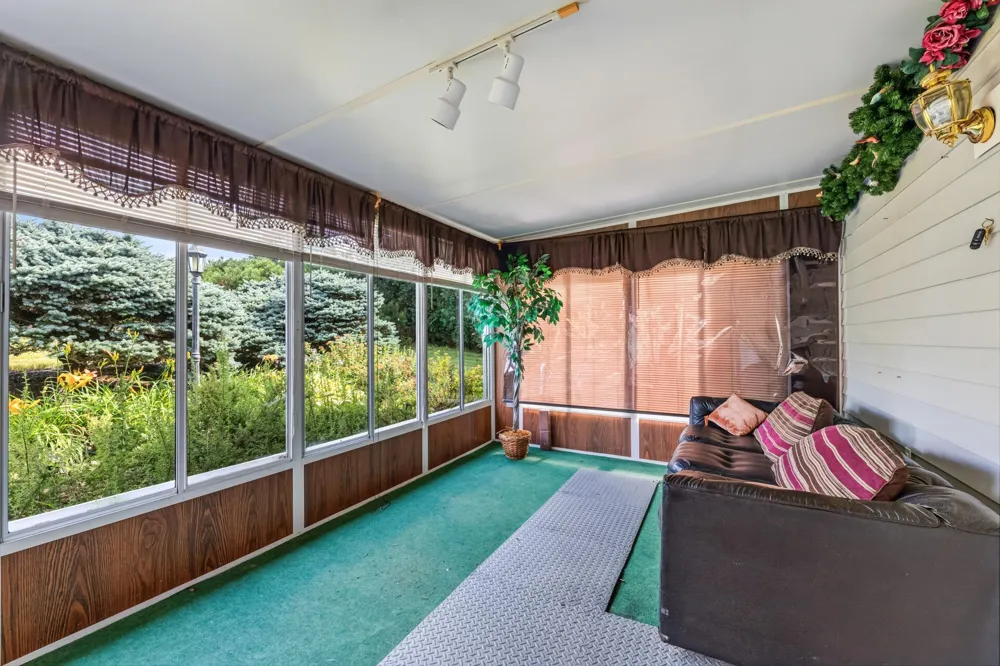708 Sprague Street Caledonia, MN 55921