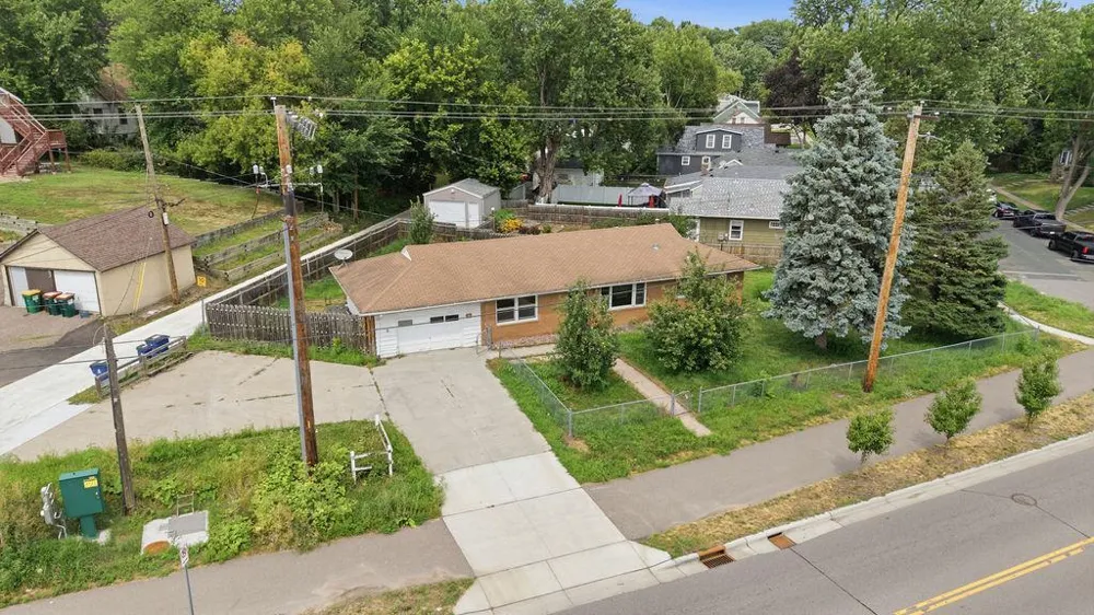 961 37th Avenue NE Columbia Heights, MN 55421