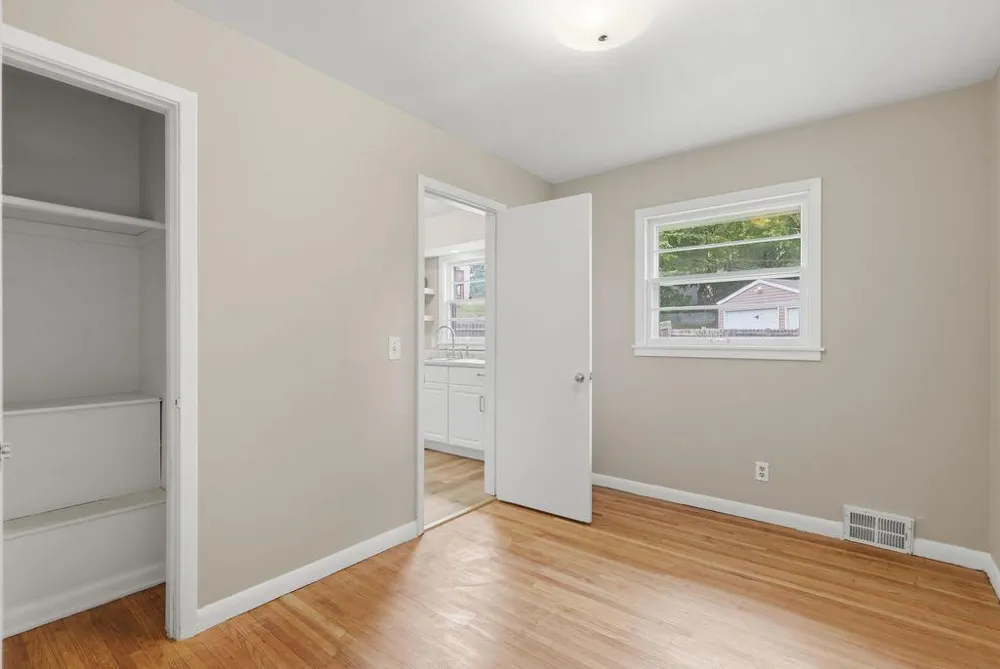 961 37th Avenue NE Columbia Heights, MN 55421