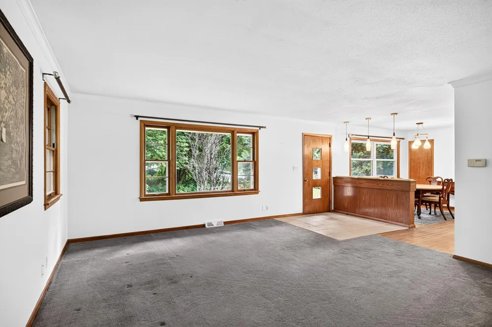 5690 Echo Road Excelsior, MN 55331