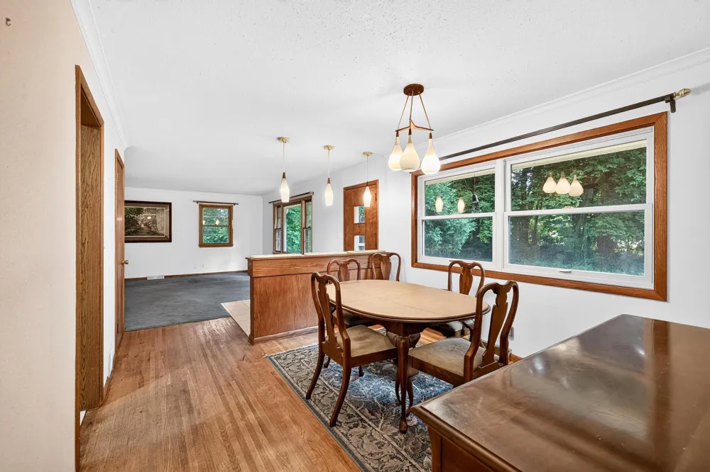 5690 Echo Road Excelsior, MN 55331