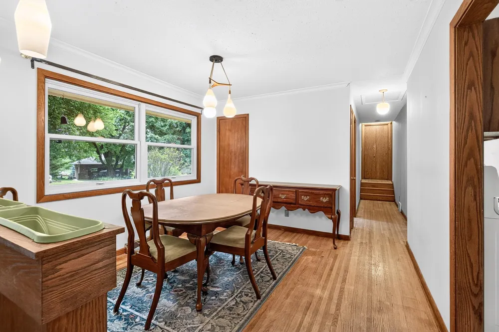5690 Echo Road Excelsior, MN 55331