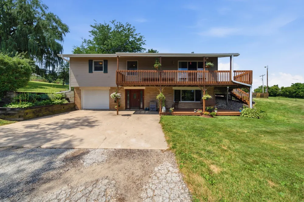 1015 Ridge Road S Preston, MN 55965