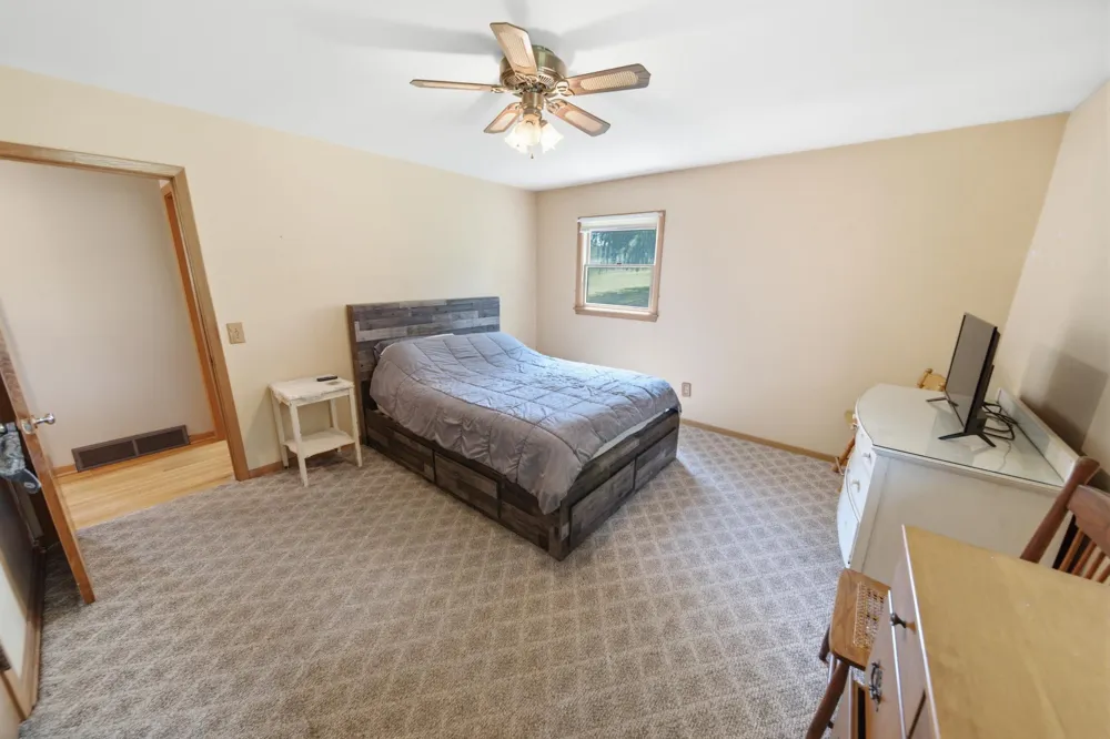 1015 Ridge Road S Preston, MN 55965