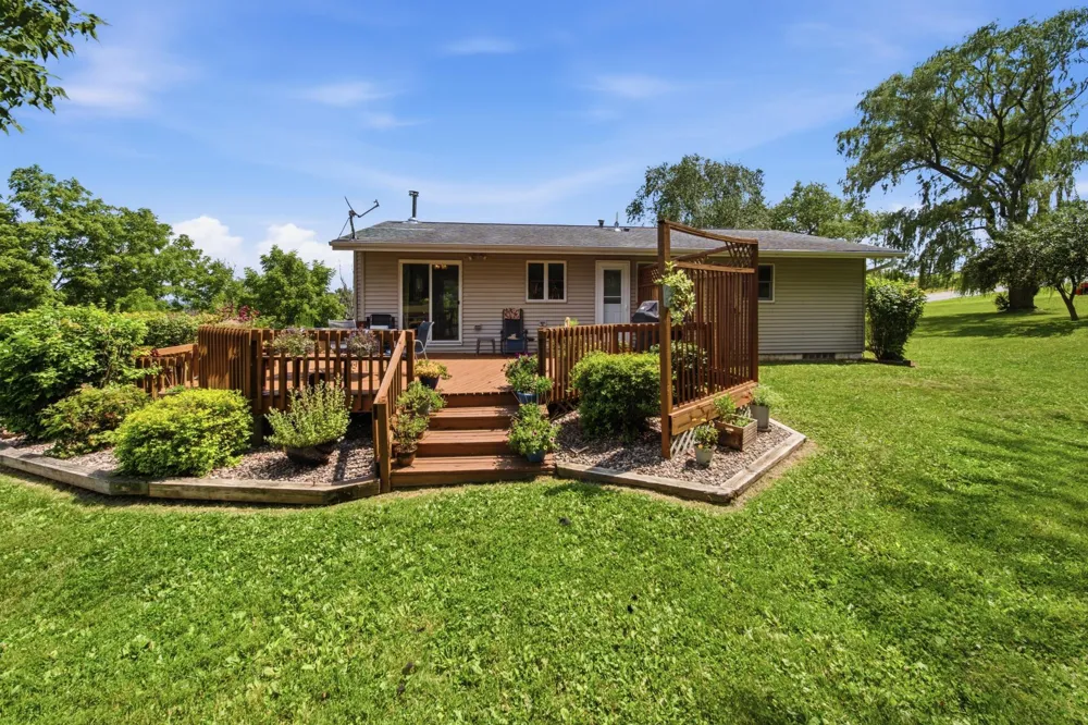 1015 Ridge Road S Preston, MN 55965
