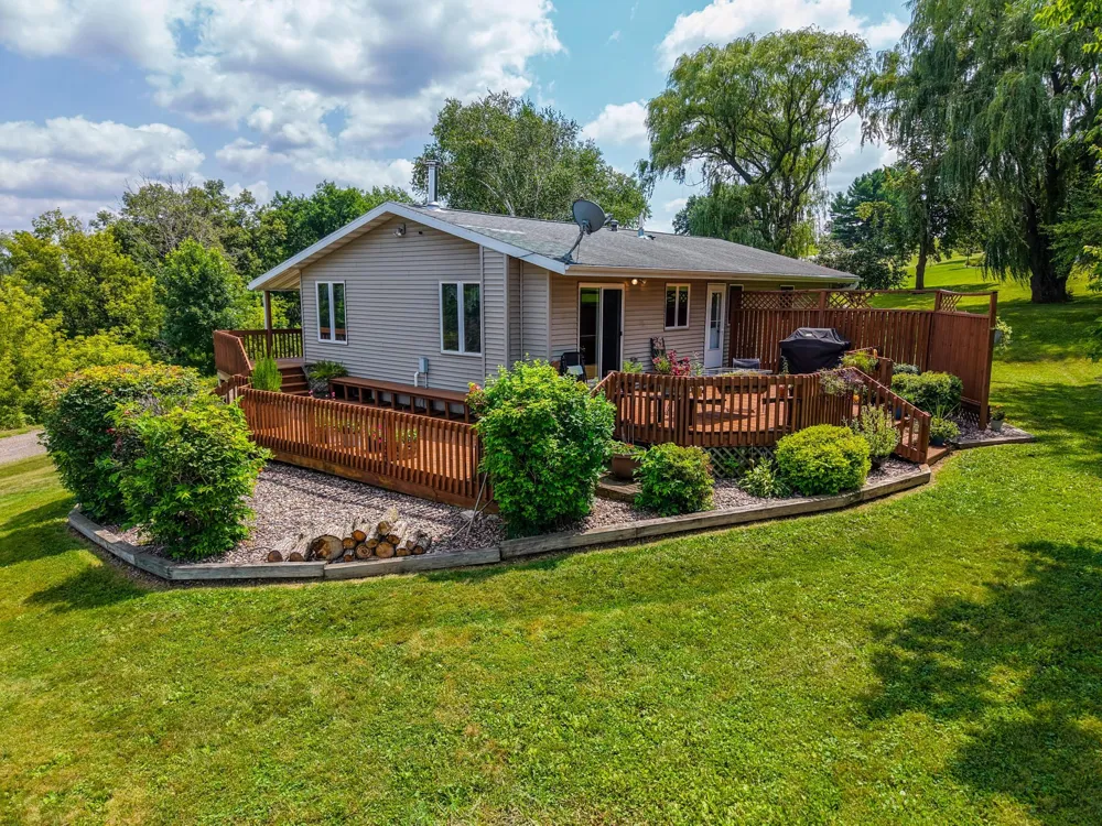 1015 Ridge Road S Preston, MN 55965