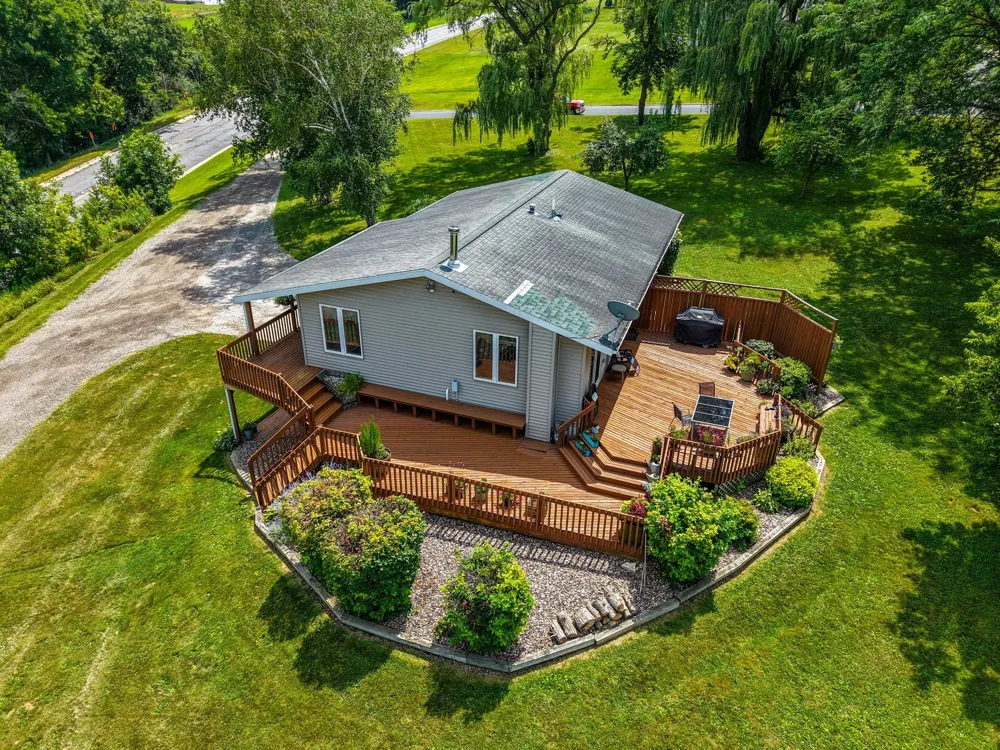 1015 Ridge Road S Preston, MN 55965