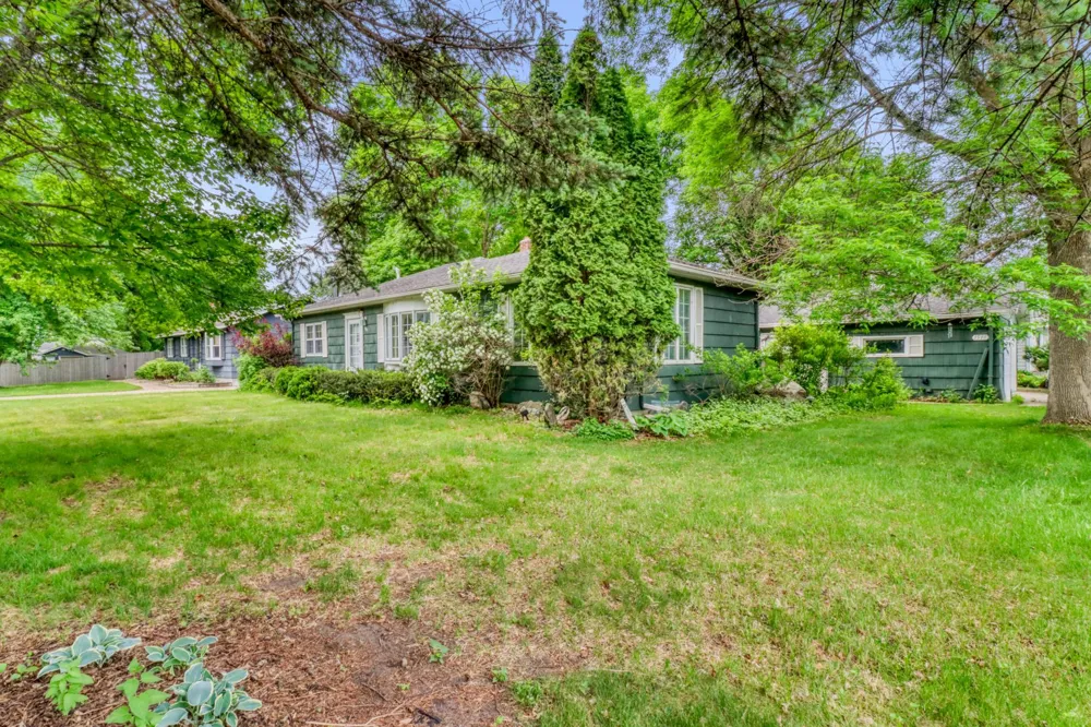 1510 Lynn Avenue Detroit Lakes, MN 56501