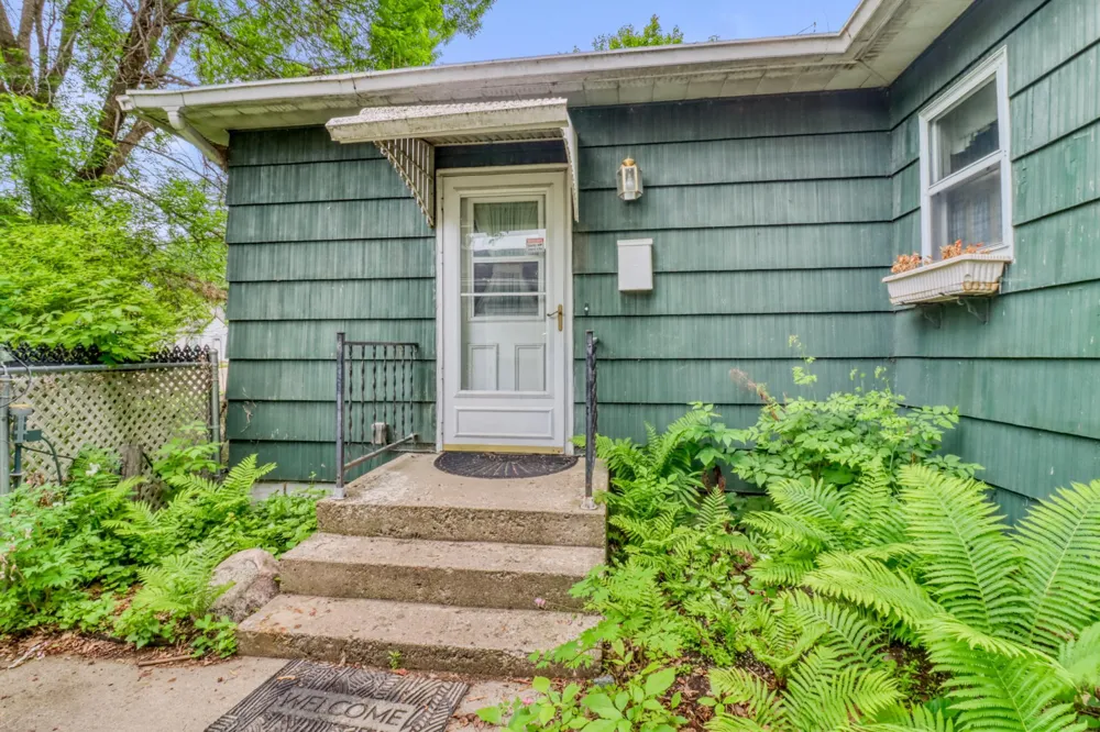 1510 Lynn Avenue Detroit Lakes, MN 56501