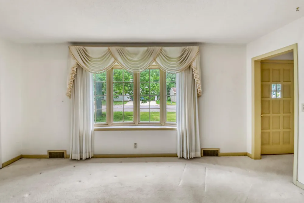 1510 Lynn Avenue Detroit Lakes, MN 56501