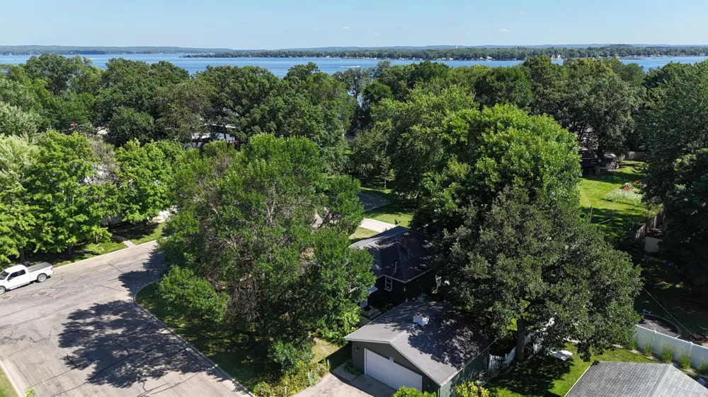 1510 Lynn Avenue Detroit Lakes, MN 56501