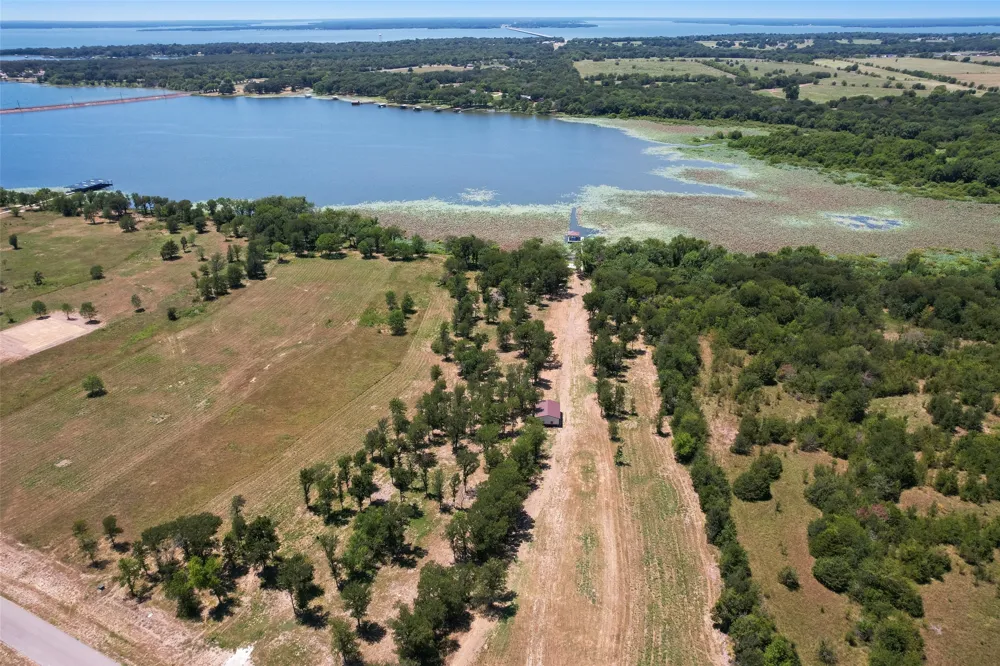 299 Sunset Cove East Tawakoni, TX 75472