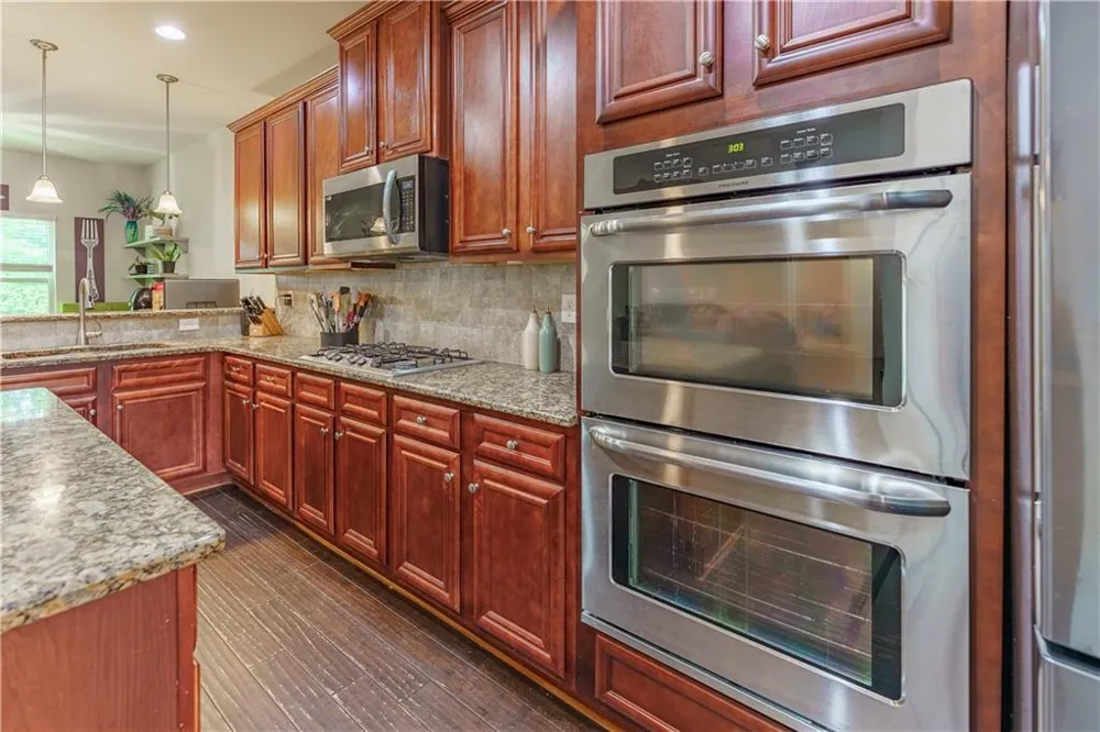 18 Canyon View Drive Newnan, GA 30265