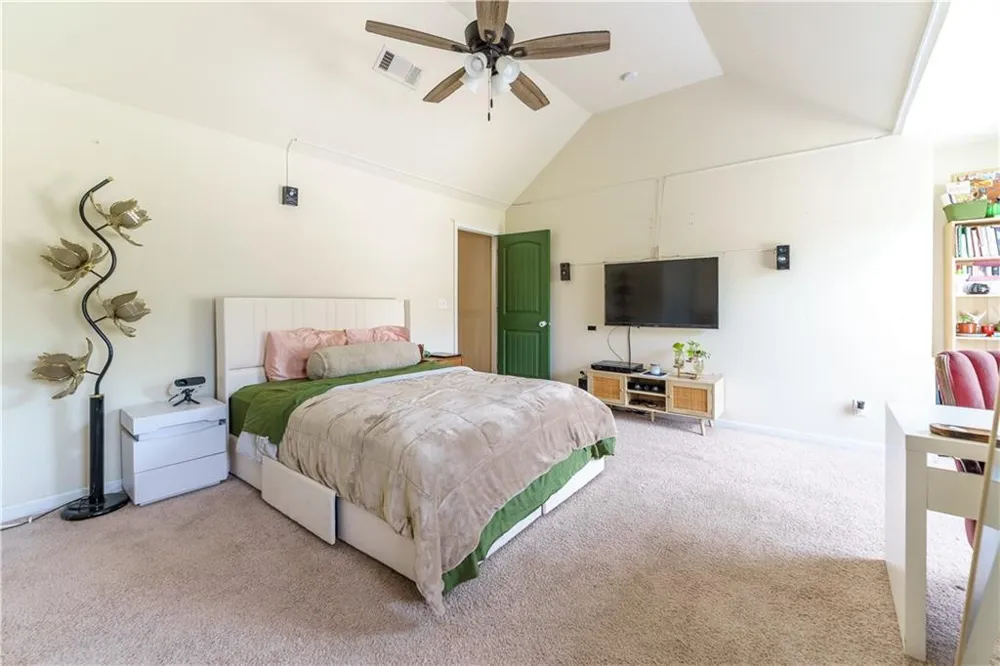 18 Canyon View Drive Newnan, GA 30265