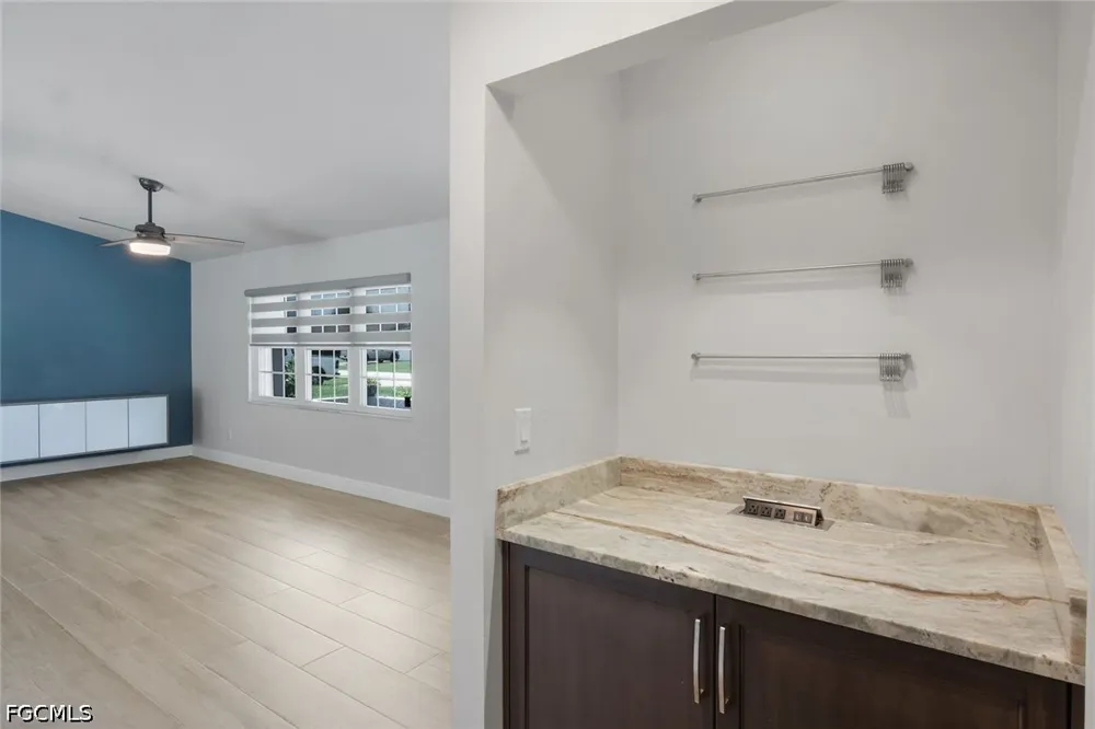 SE 7th Street Cape Coral, FL 33990