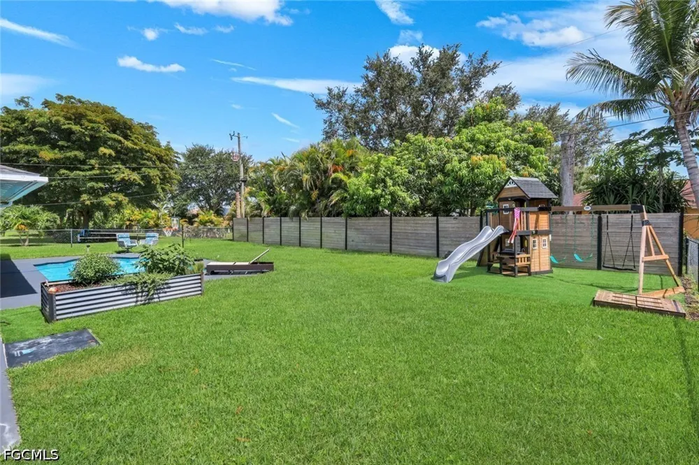 SE 7th Street Cape Coral, FL 33990