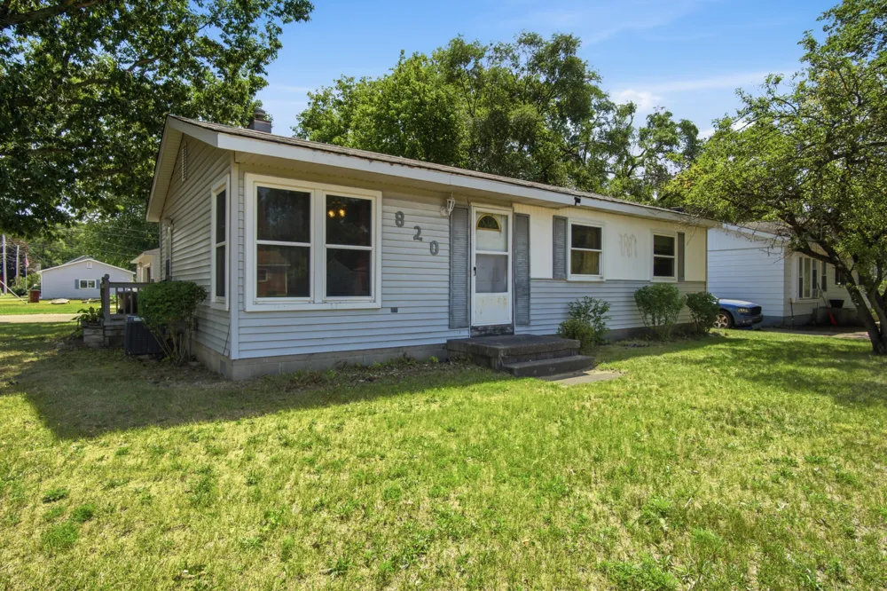 820 Loudon Street Big Rapids, MI 49307