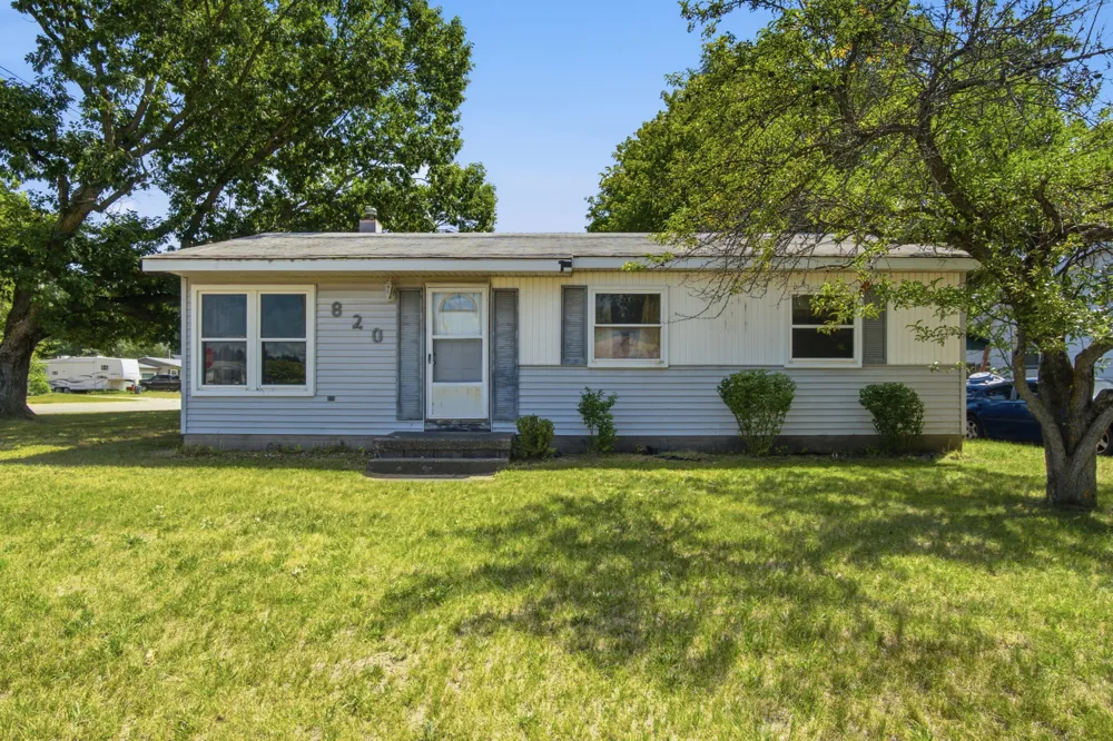 820 Loudon Street Big Rapids, MI 49307