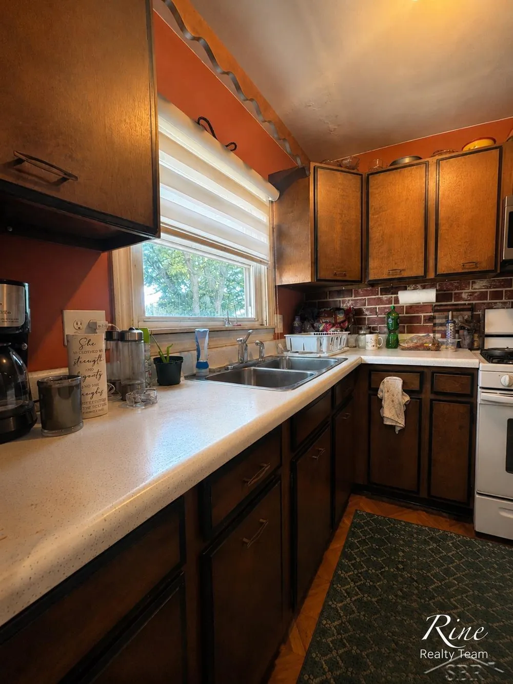 3204 E Hemphill Road Burton City, MI 48529