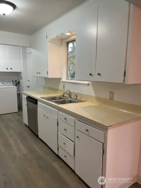 4530 151st Avenue SE Bellevue, WA 98006