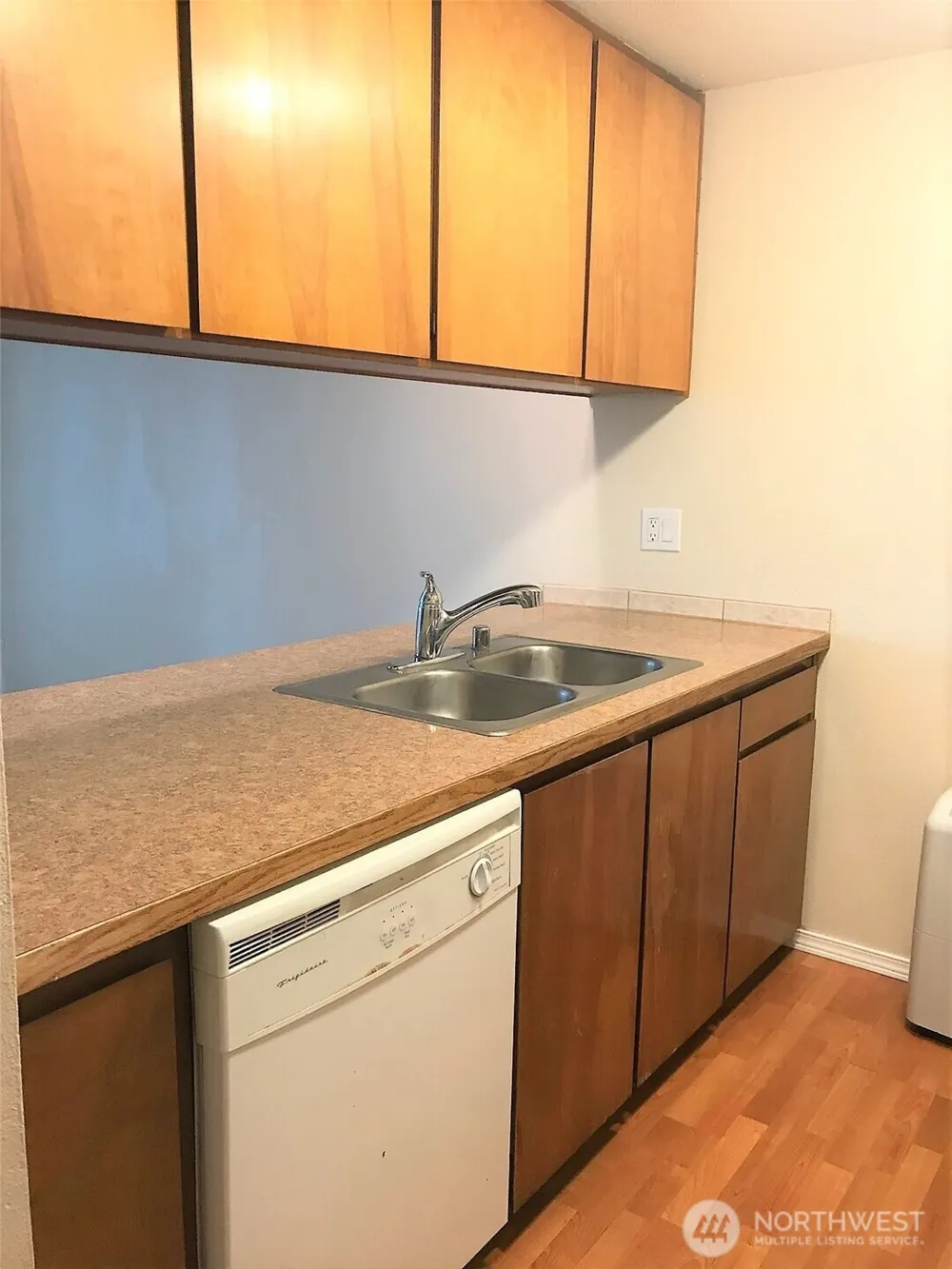 9717 Danwood Lane #3 Silverdale, WA 98383