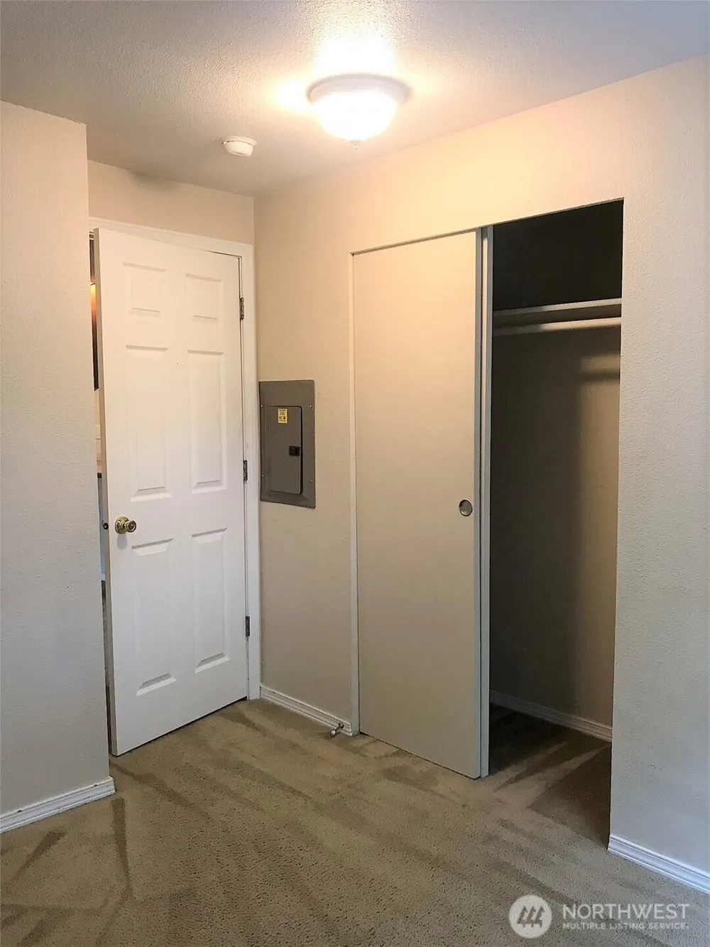 9717 Danwood Lane #3 Silverdale, WA 98383
