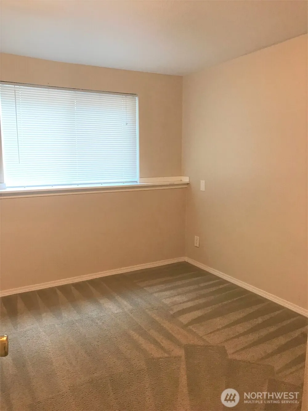 9717 Danwood Lane #3 Silverdale, WA 98383