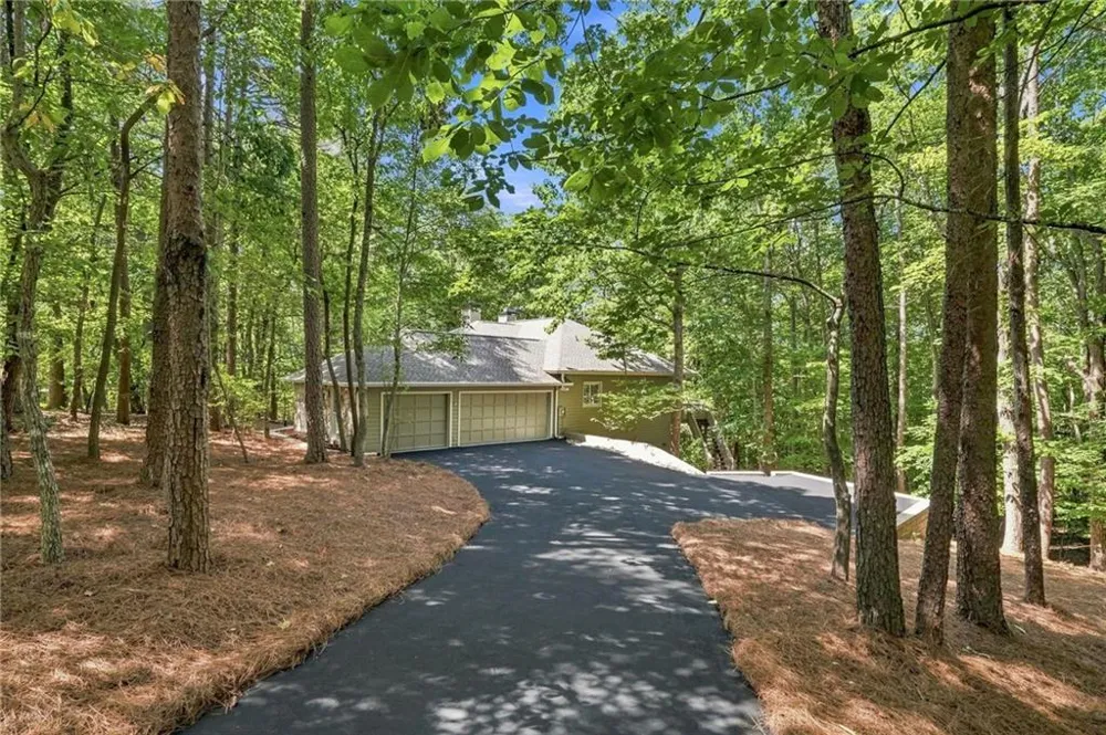 523 Cherokee Trail Big Canoe, GA 30143