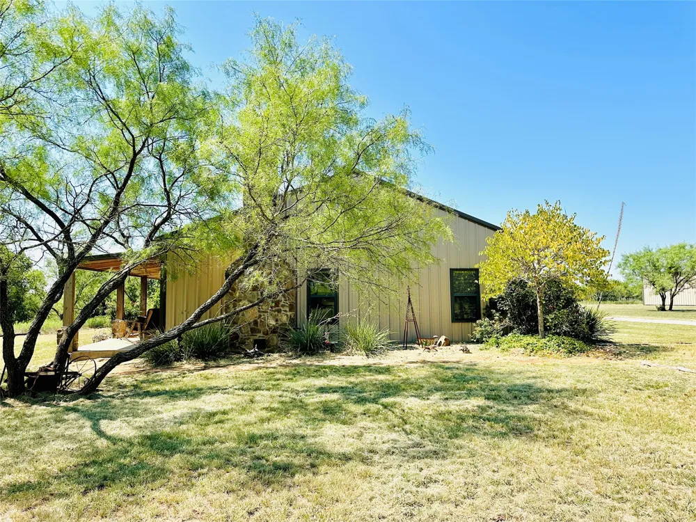 2017 CR 188 Cross Plains, TX 76443