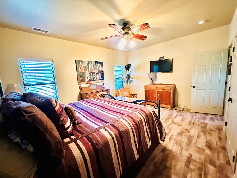 2017 CR 188 Cross Plains, TX 76443