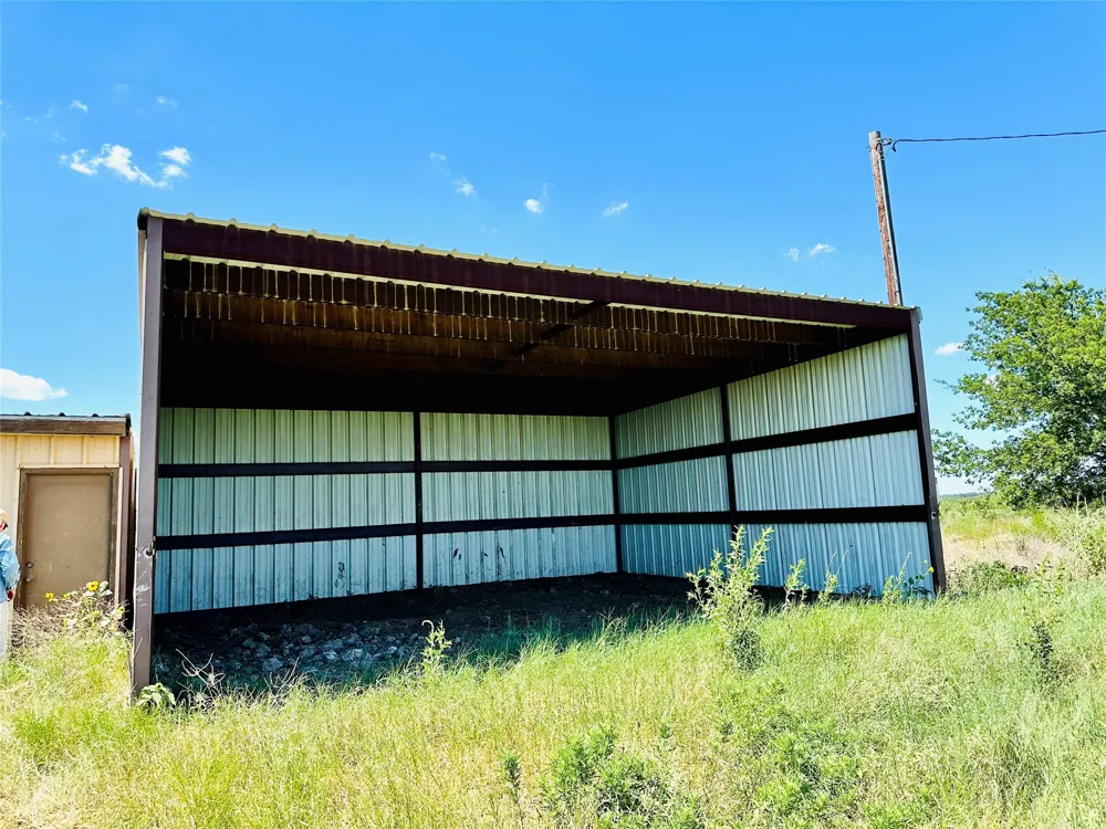 2017 CR 188 Cross Plains, TX 76443