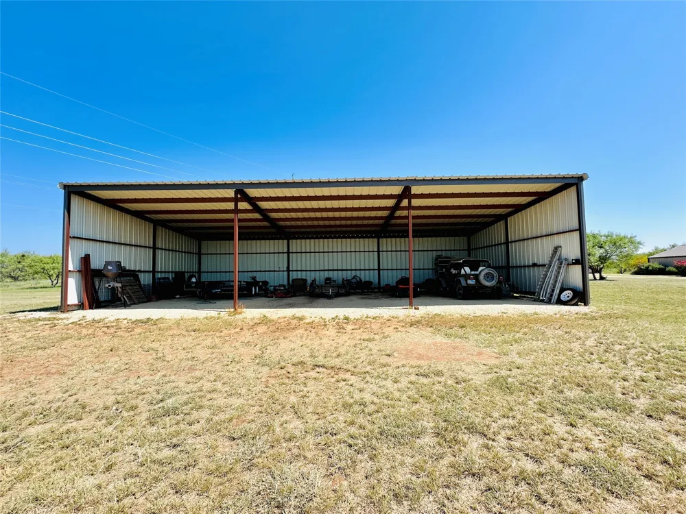 2017 CR 188 Cross Plains, TX 76443