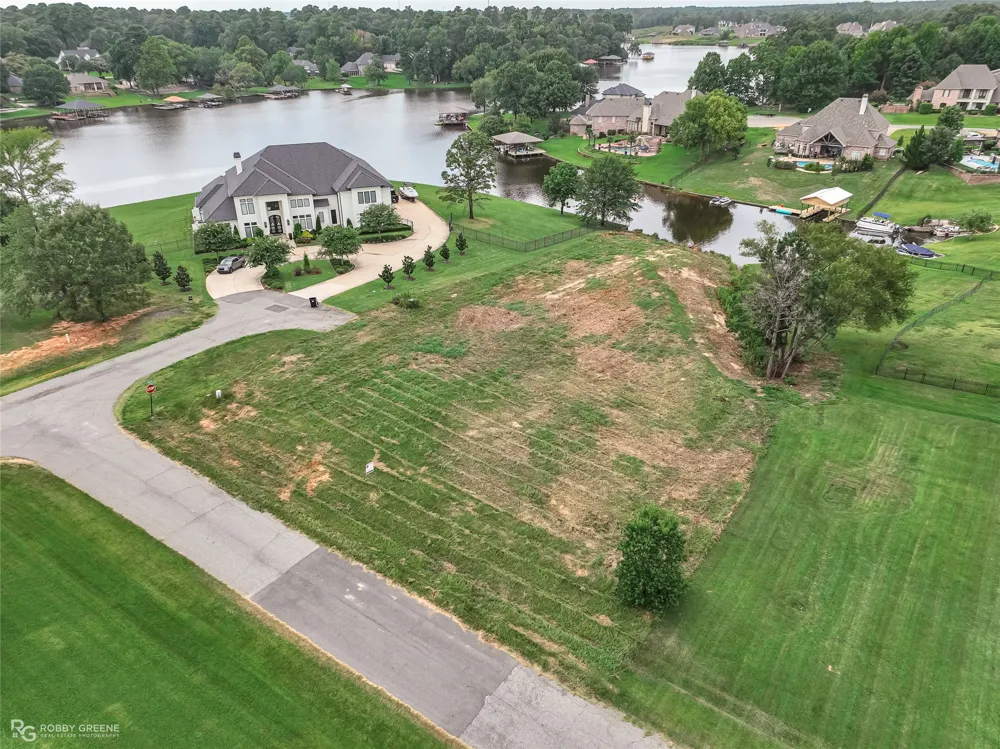 1104 Long Key Circle Benton, LA 71006