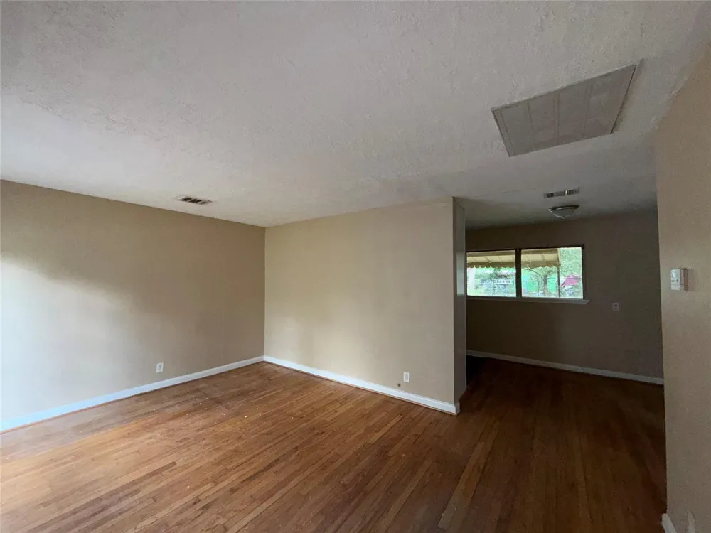 2405 Pomona Drive Houston, TX 77506