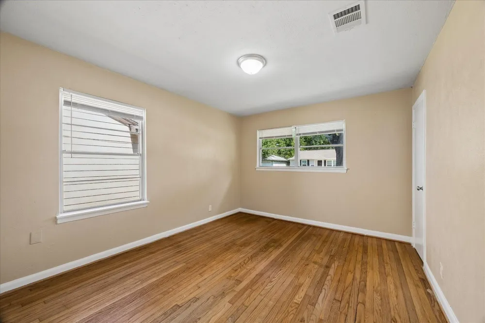 2405 Pomona Drive Houston, TX 77506